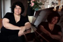ronit1