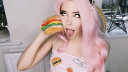 4.-Fantastic-Machine-pc-Belle-Delphine